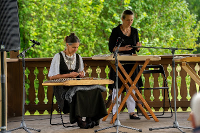 Cymbalistki z Łotwy Cymbalistki z Łotwy